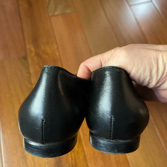 AGL Black Ballet Flats Designer Cap-Toe Buckle Patent/Leather Euro Size 38.5 - Picture 3 of 10